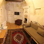 Divan Cave House