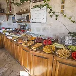 Divan Cave House Szálloda 4*