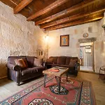 Szálloda Divan Cave House 4*