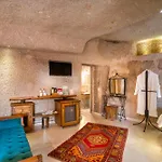 Divan Cave House Szálloda 4*