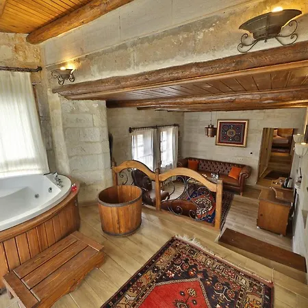 Szálloda Divan Cave House 4*
