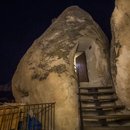 Szálloda Divan Cave House