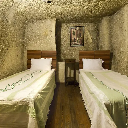 Szálloda Divan Cave House 4*
