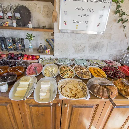 Divan Cave House Szálloda 4*