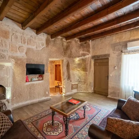 Hotel Divan Cave House 4*