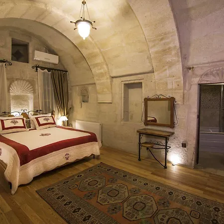 Szálloda Divan Cave House 4*