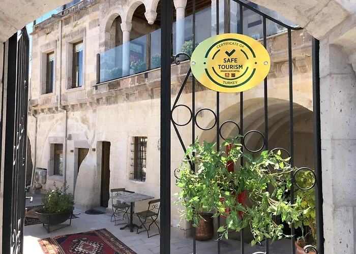 Divan Cave House Otel 4*